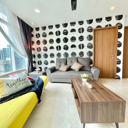 קואלה לומפור Cozy Apt 5 Mins Walk To Klcc Free Wifi Tvbox מראה חיצוני תמונה